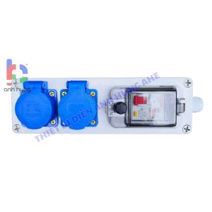 Hộp nguồn ổ cắm điện chống nước nhựa ABS 2 ổ cắm 10A-16A 250V Kèm Aptomat 32A có nắp đậy chống nước - Hộp nguồn ngoài trời chống nước, kháng bụi chịu va đập | HNCB.0200