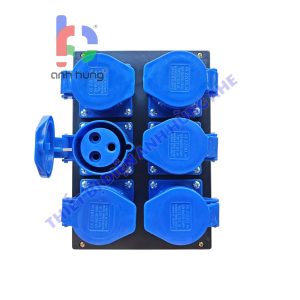 Bộ Chia Nguồn Công Nghiệp 1 Pha 6 Ổ Cắm 3 Chấu 32A 250V | HND3C32.06